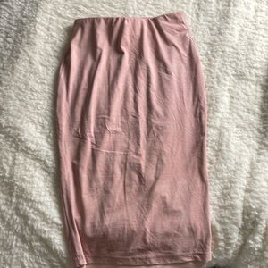 Sorella Suede Pencil Skirt in Blush - Size Medium